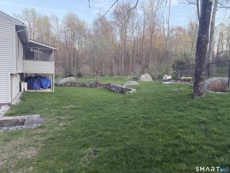 2 Ken Oaks Drive Danbury CT 06810