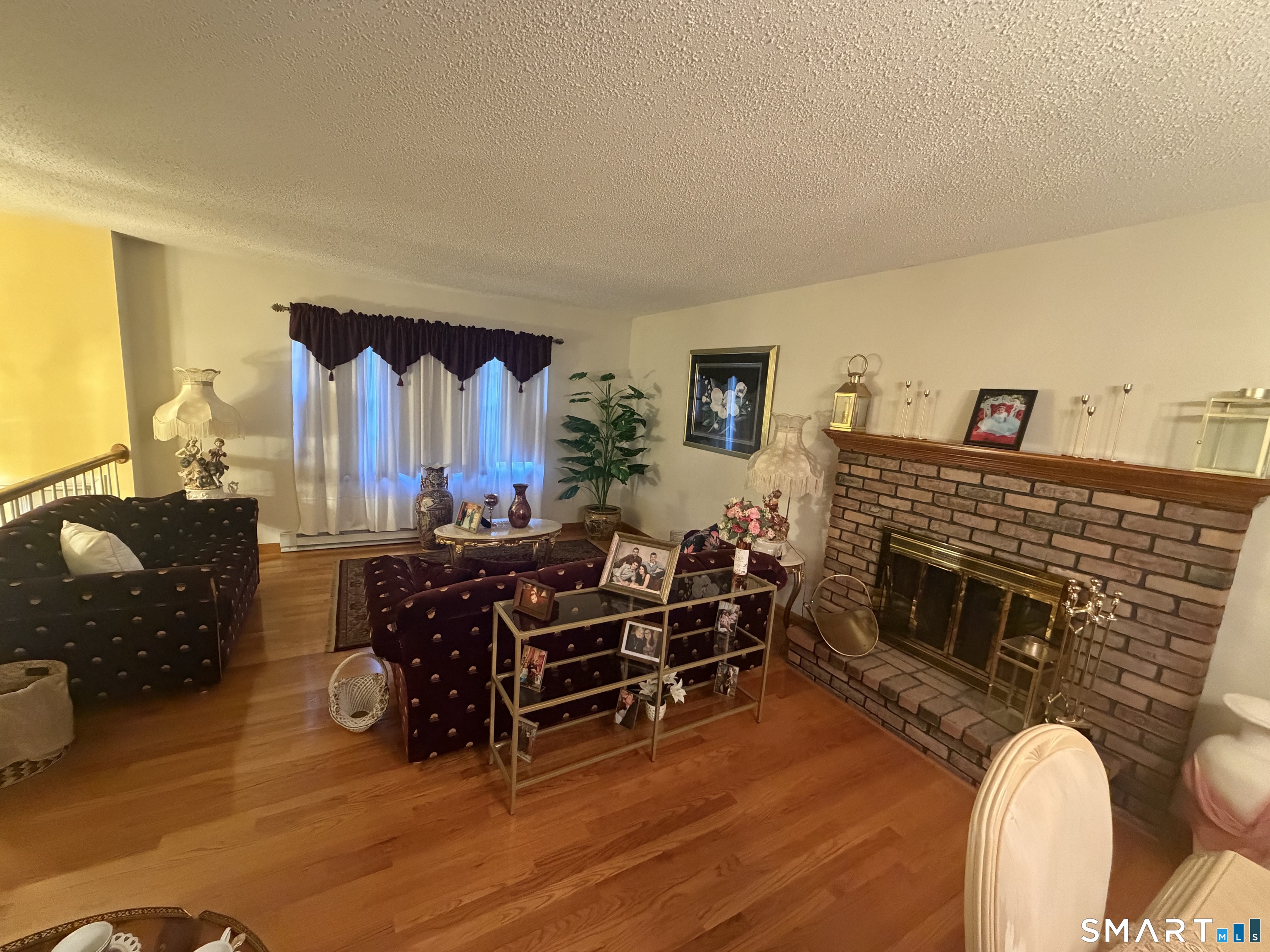 2 Ken Oaks Drive Danbury CT 06810