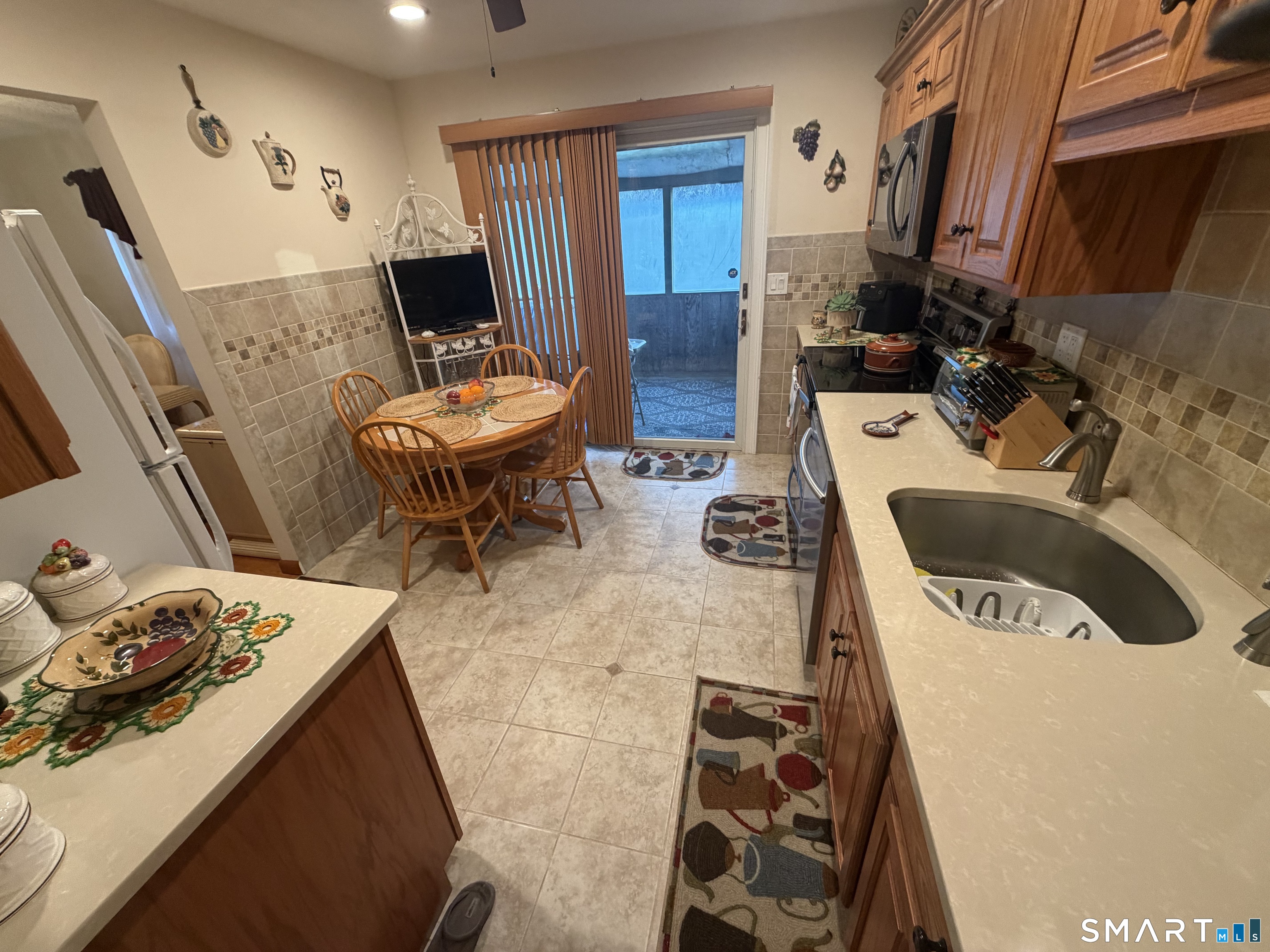 2 Ken Oaks Drive Danbury CT 06810
