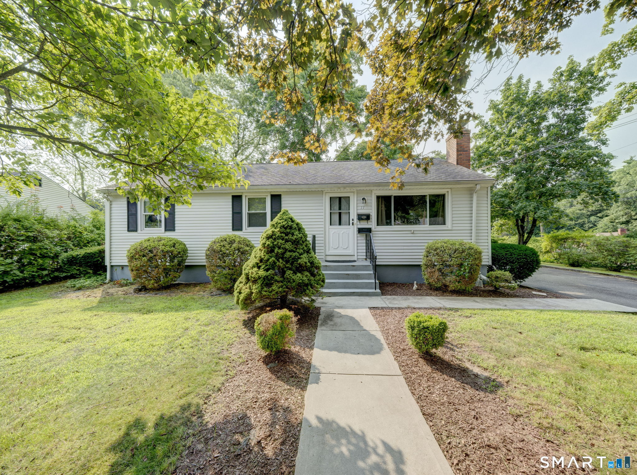 11 Forest Lane Bloomfield CT 06002