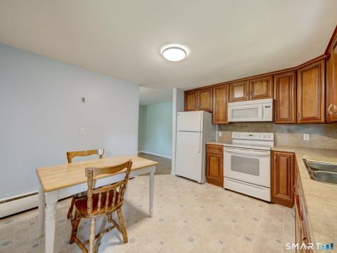 11 Forest Lane Bloomfield CT 06002