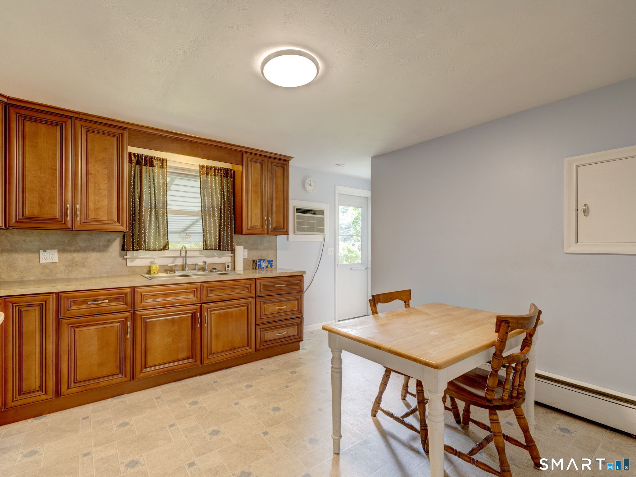 11 Forest Lane Bloomfield CT 06002