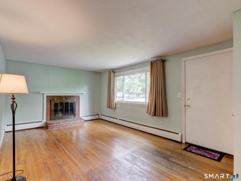11 Forest Lane Bloomfield CT 06002