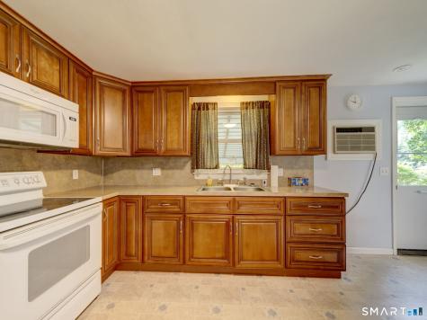 11 Forest Lane Bloomfield CT 06002