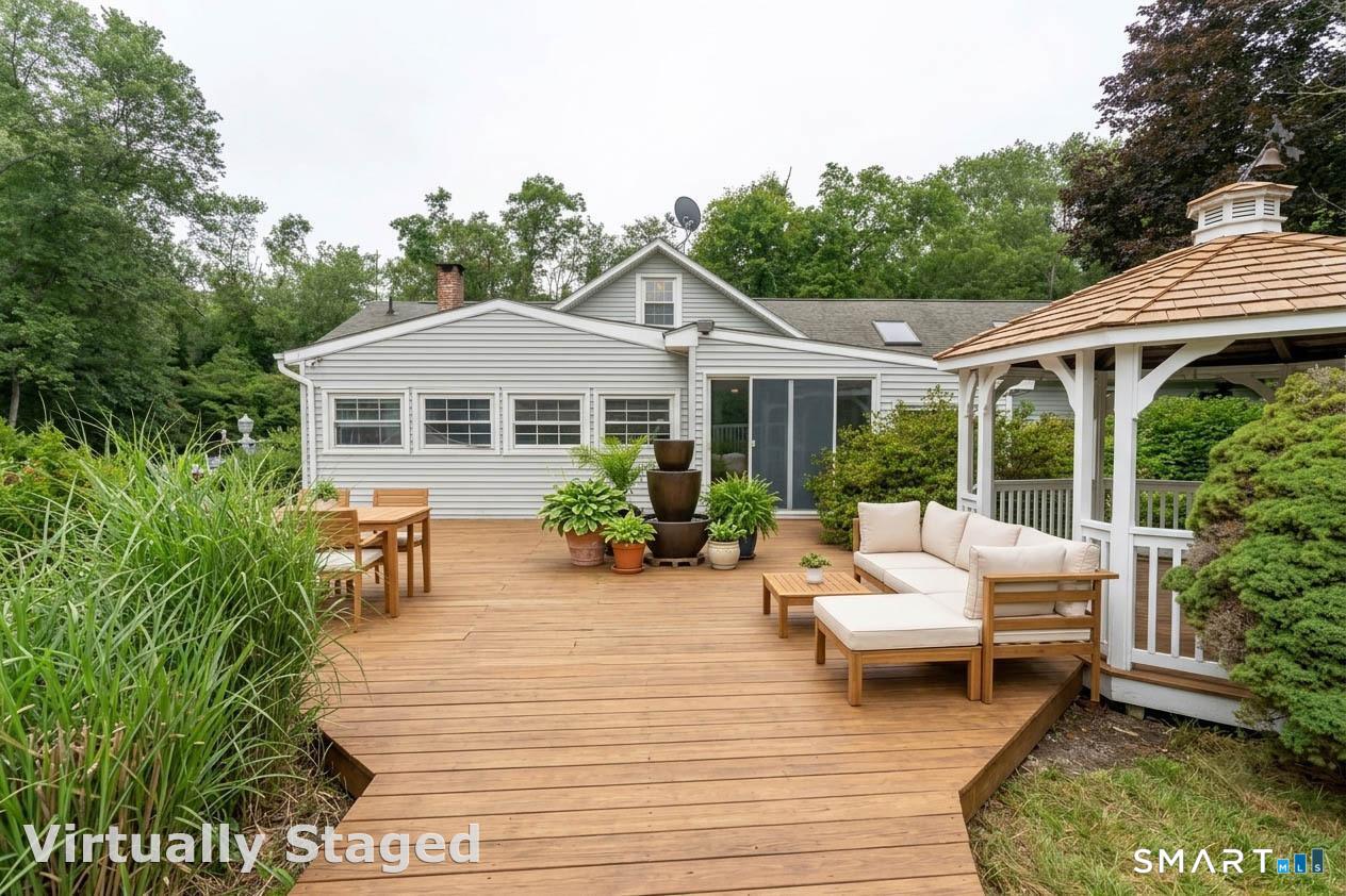 193 Old Colchester Road Waterford CT 06375