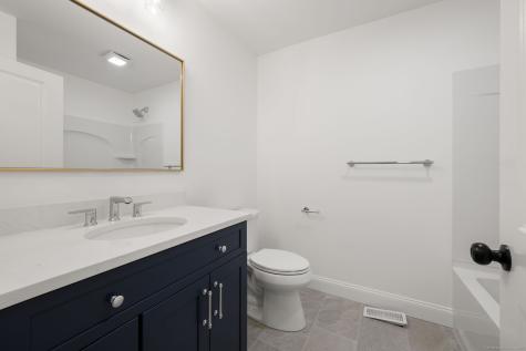 184 Kitemaug Road Montville CT 06382