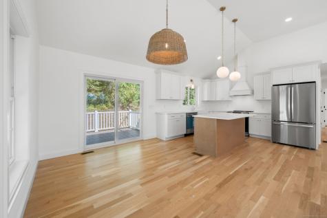 184 Kitemaug Road Montville CT 06382