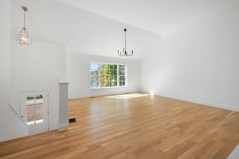 184 Kitemaug Road Montville CT 06382