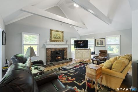 151 Lantern Park South Lane Southbury CT 06488