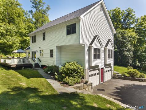 151 Lantern Park South Lane Southbury CT 06488