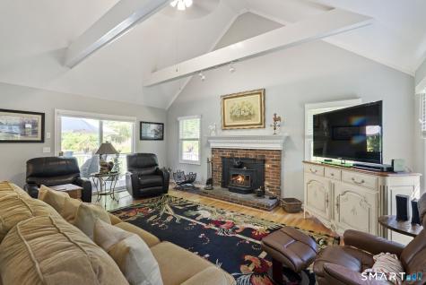 151 Lantern Park South Lane Southbury CT 06488