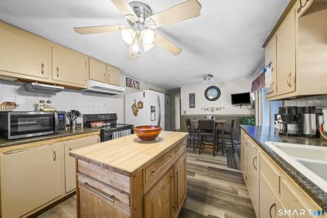 17 Lancer Drive Enfield CT 06082