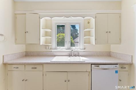 44 Granada Terrace New London CT 06320