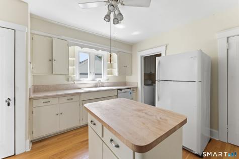 44 Granada Terrace New London CT 06320