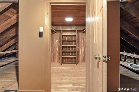 44 Granada Terrace New London CT 06320