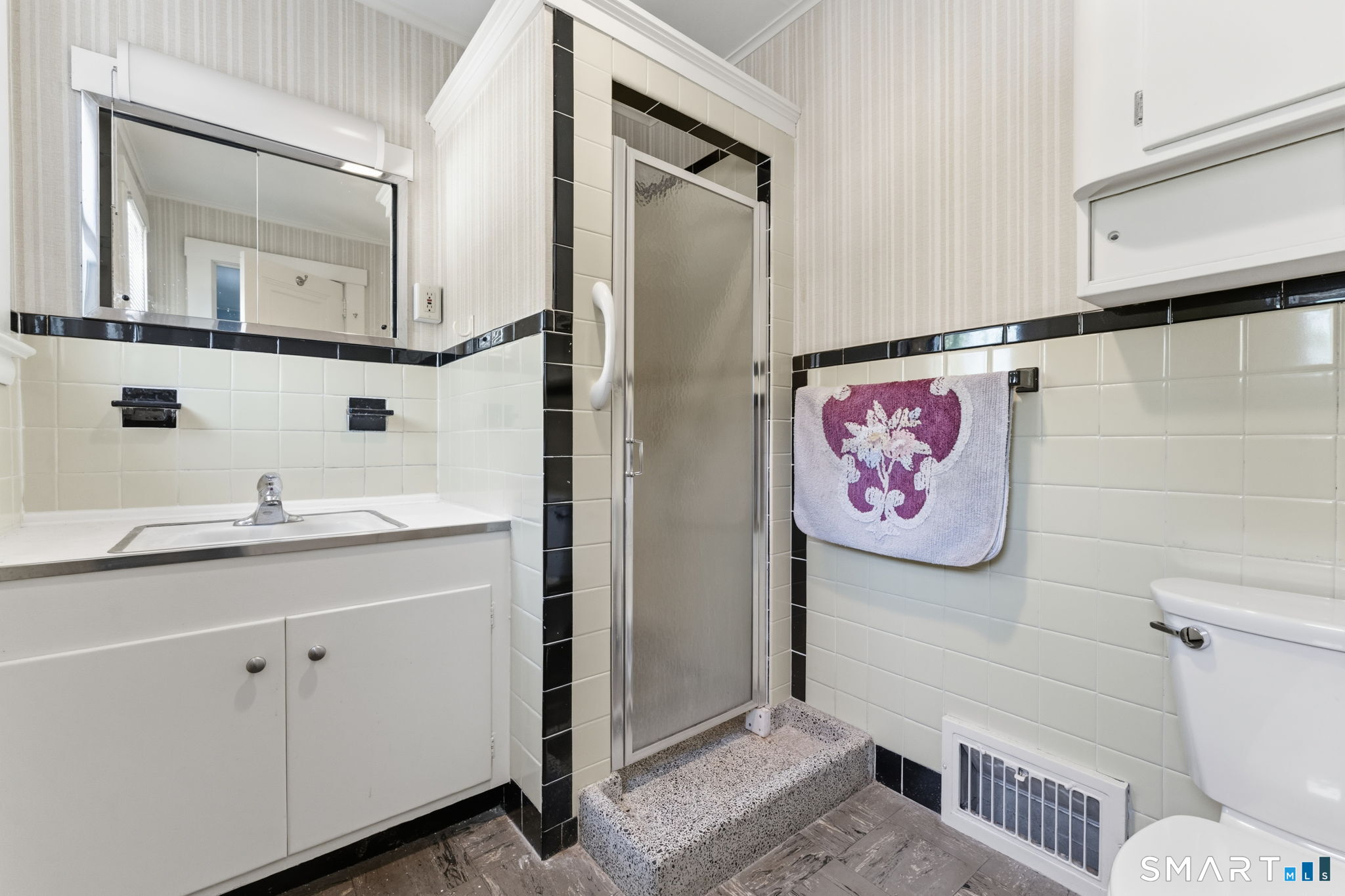 44 Granada Terrace New London CT 06320