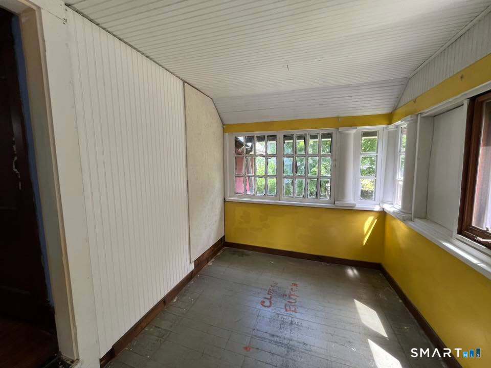 82 Porter Street Watertown CT 06795