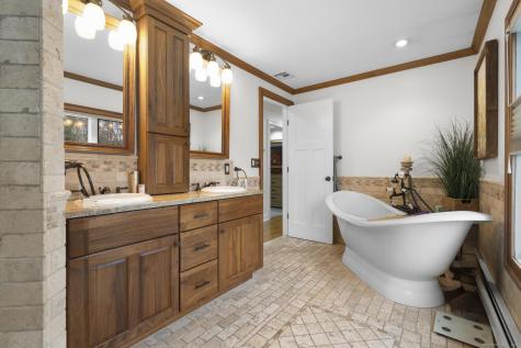 57 Gray Rock Road Trumbull CT 06611