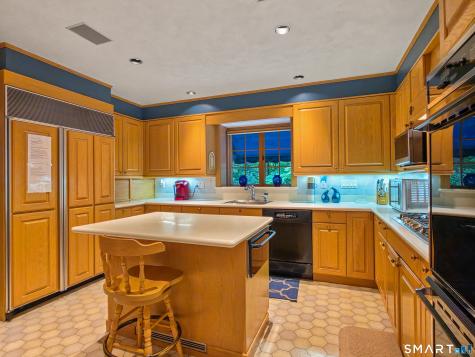 132 Roslyn Drive New Britain CT 06052