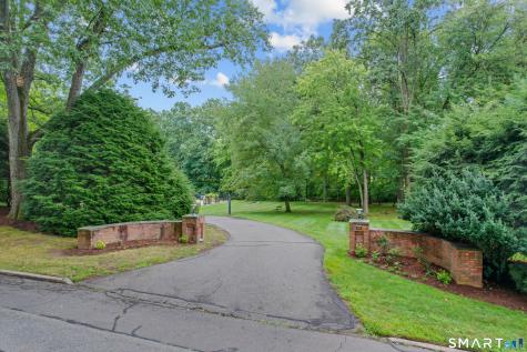 132 Roslyn Drive New Britain CT 06052