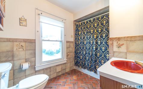 34 Sylvan Avenue Meriden CT 06451