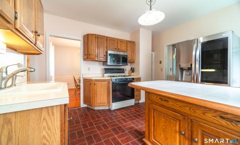 34 Sylvan Avenue Meriden CT 06451