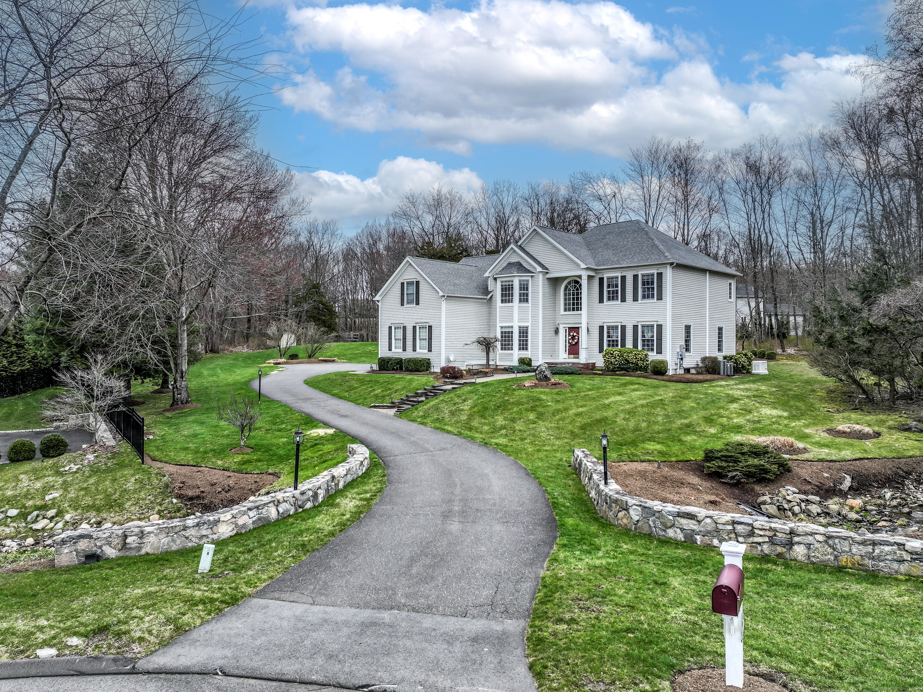 33 Yankee Drive Brookfield CT 06804
