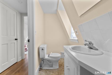 1 Ferry Road Chester CT 06412