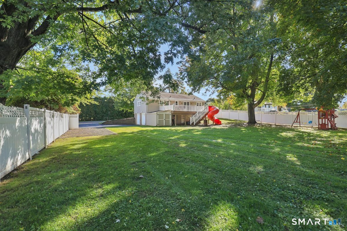 36 Mcdowell Road Middletown CT 06457
