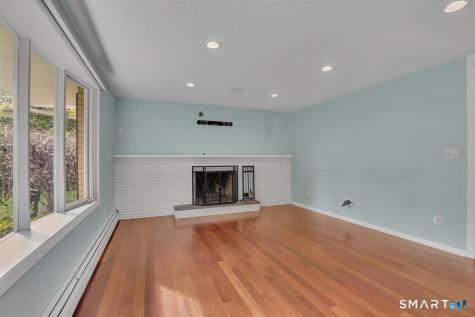 36 Mcdowell Road Middletown CT 06457