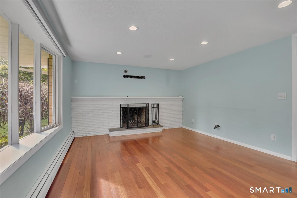 36 Mcdowell Road Middletown CT 06457