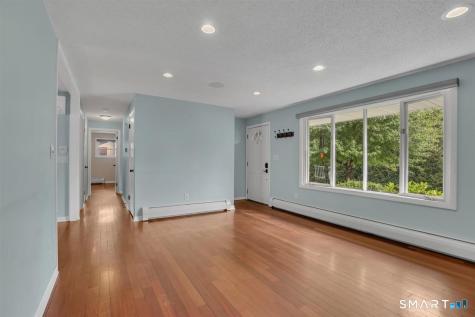 36 Mcdowell Road Middletown CT 06457