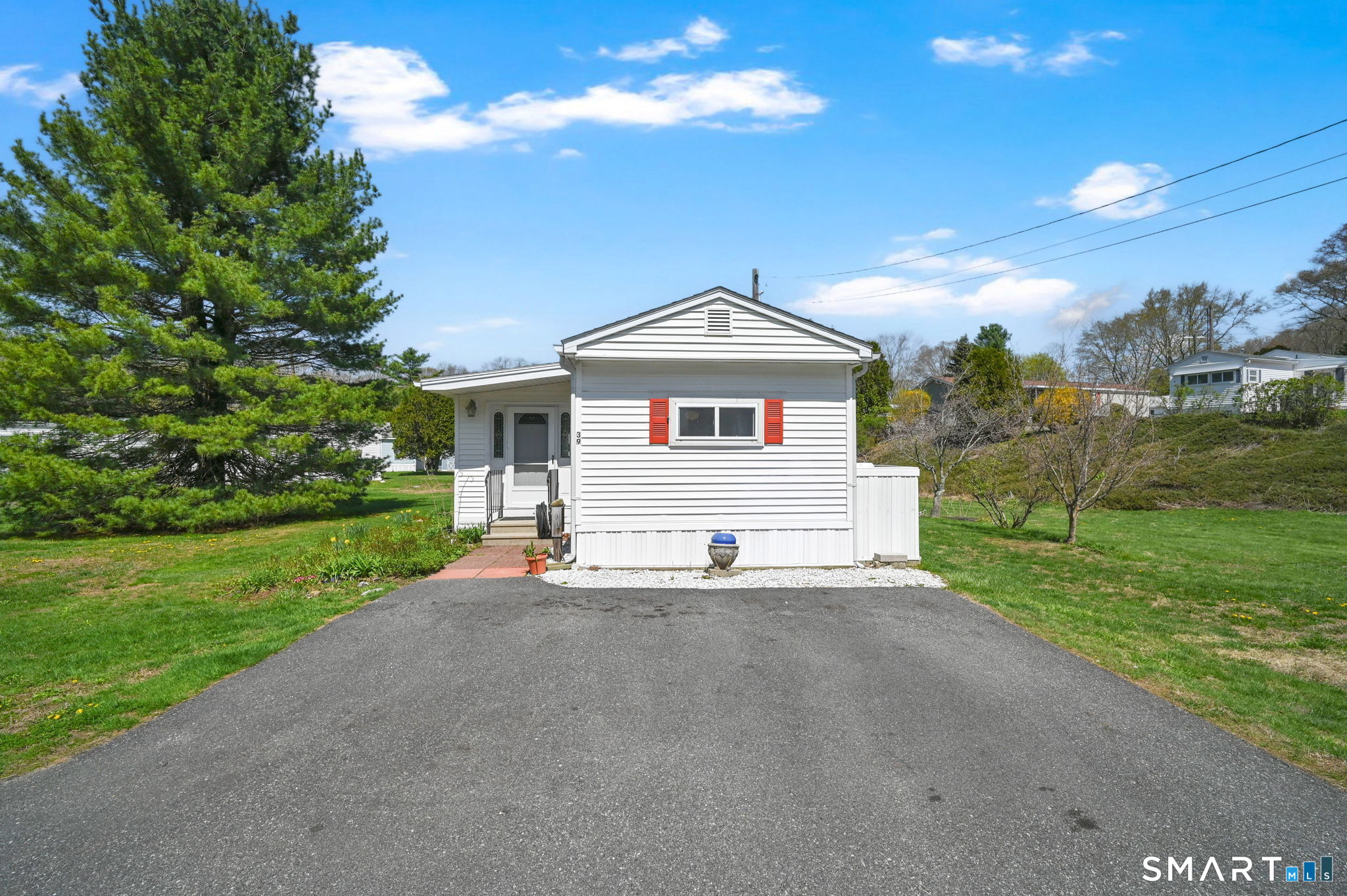39 Old Wood Road Mansfield CT 06268