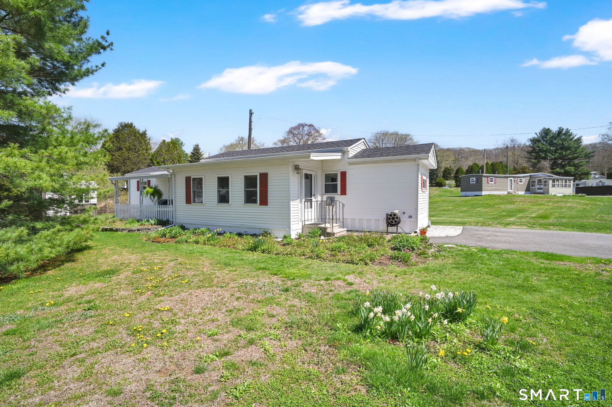 39 Old Wood Road Mansfield CT 06268