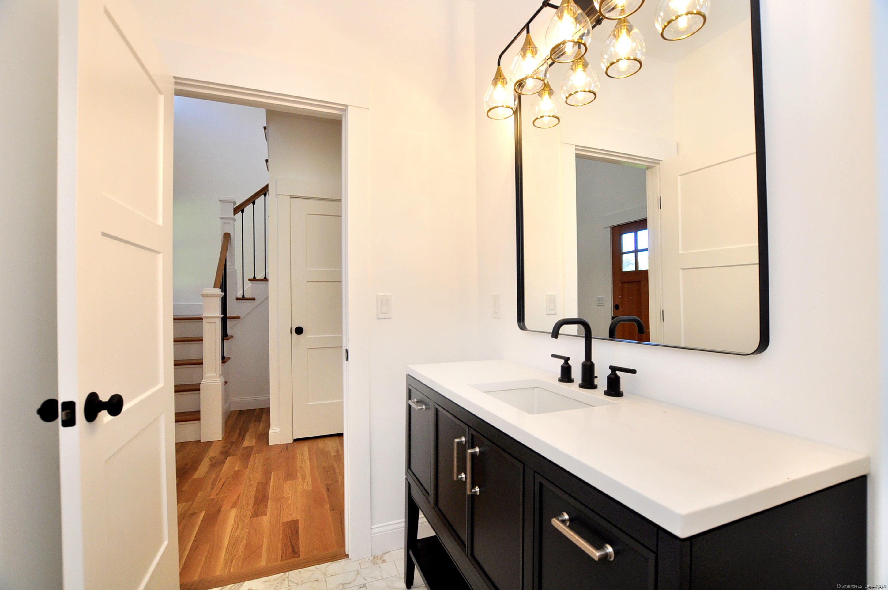 152 East Hill Road Canton CT 06019