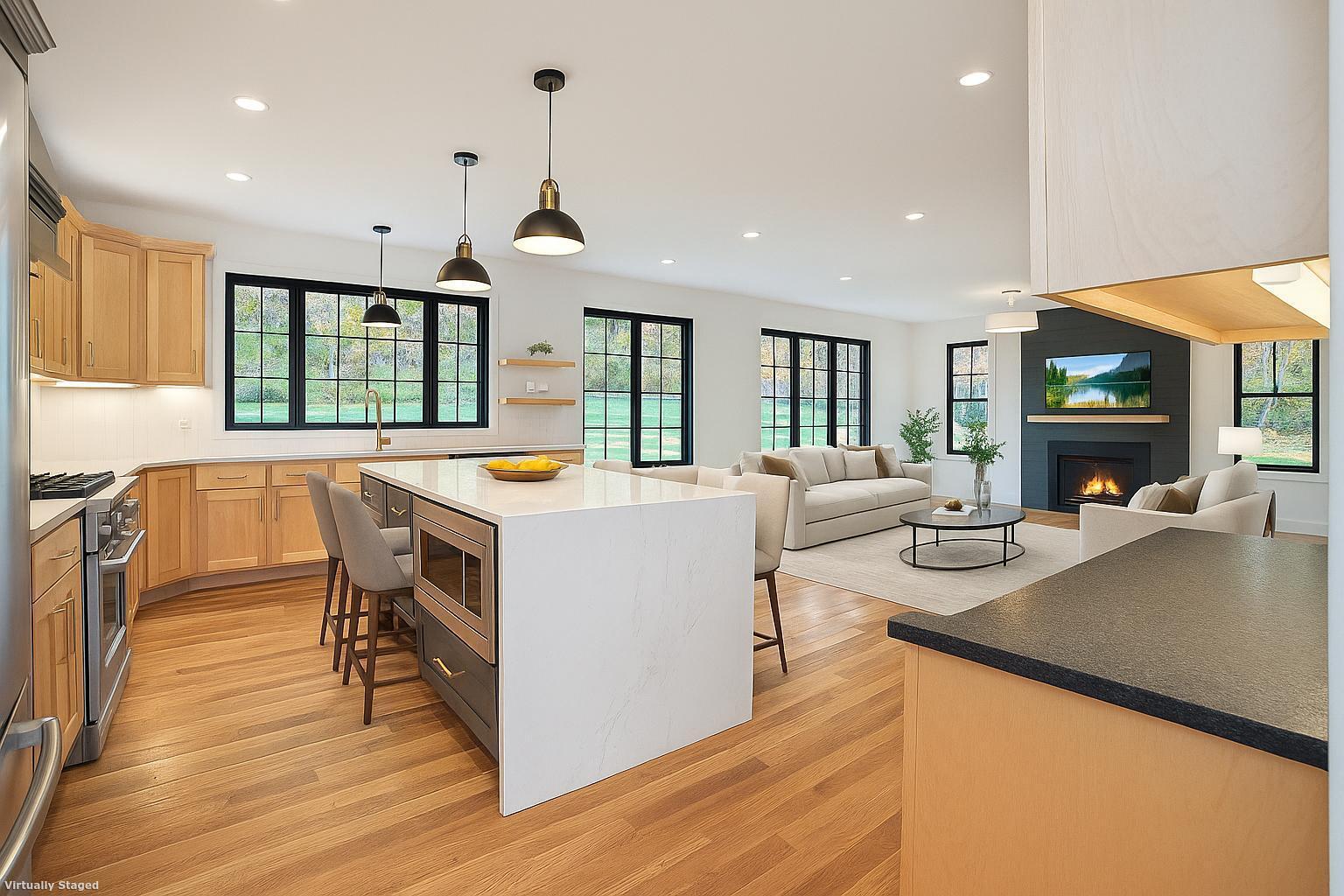 152 East Hill Road Canton CT 06019