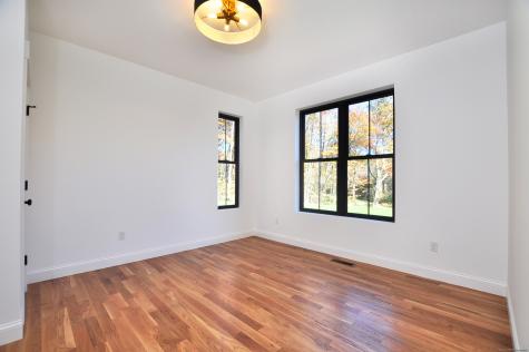 152 East Hill Road Canton CT 06019