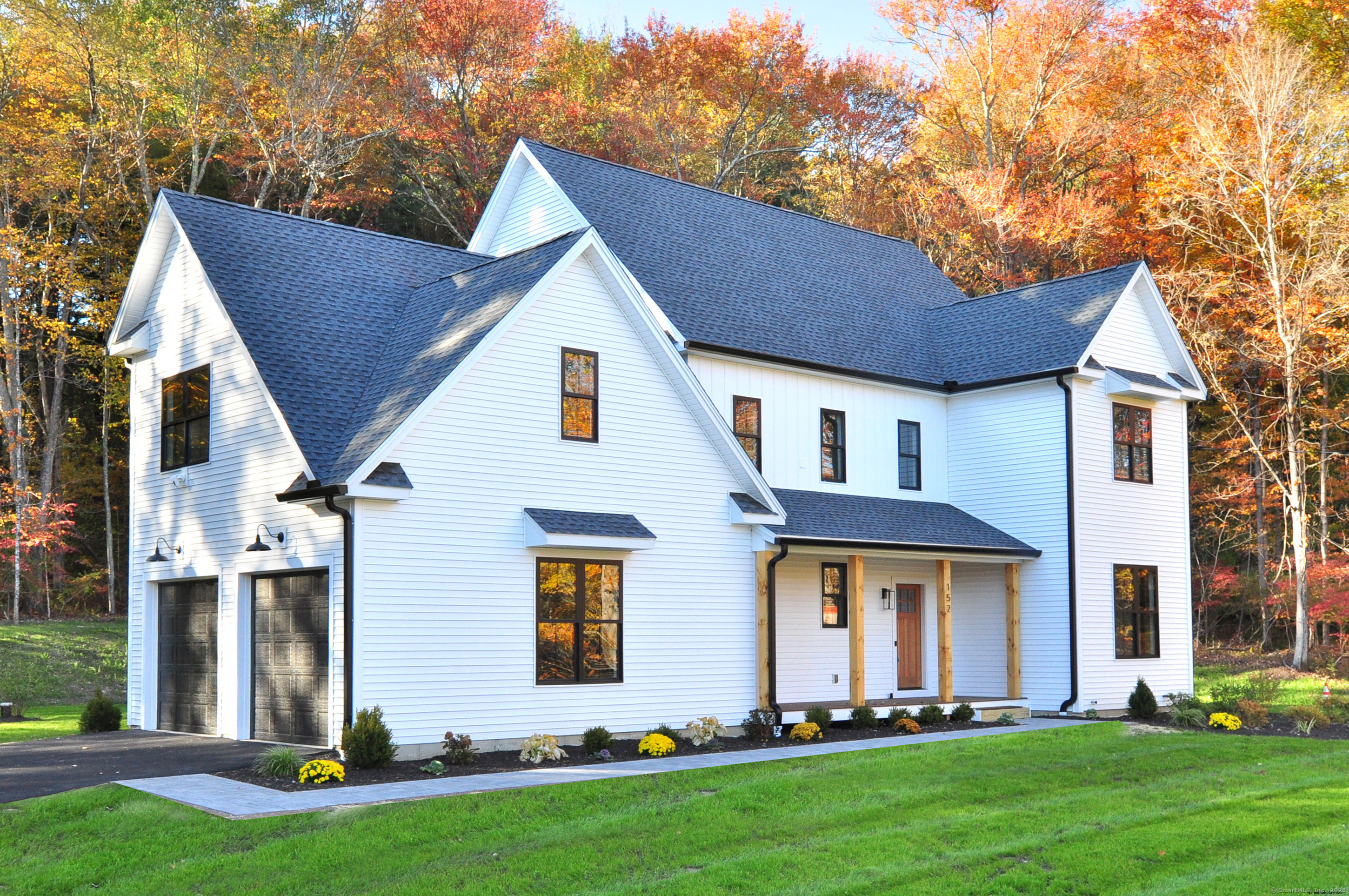 152 East Hill Road Canton CT 06019