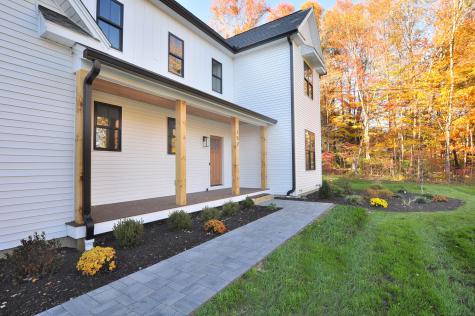 152 East Hill Road Canton CT 06019