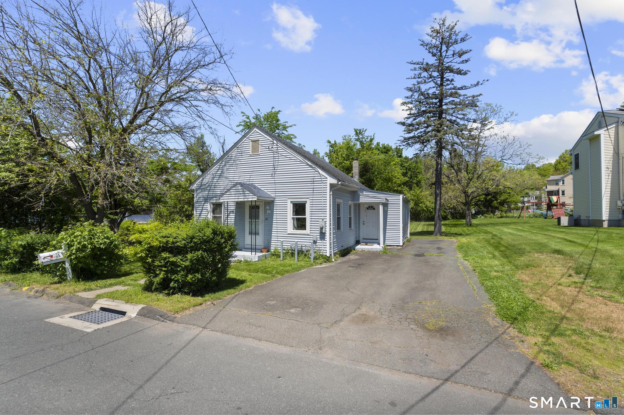 121 East Barber Street Windsor CT 06095