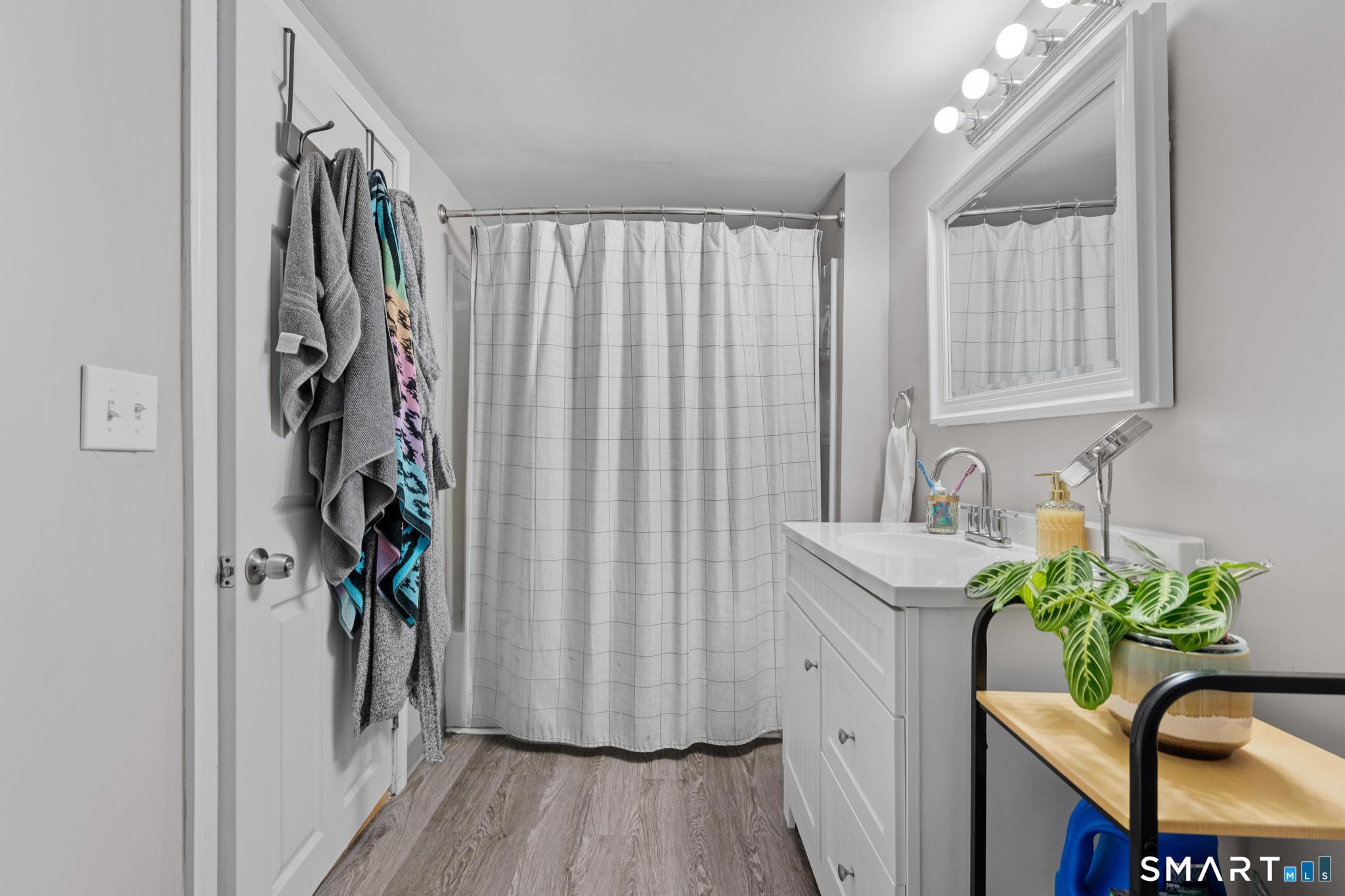 121 East Barber Street Windsor CT 06095