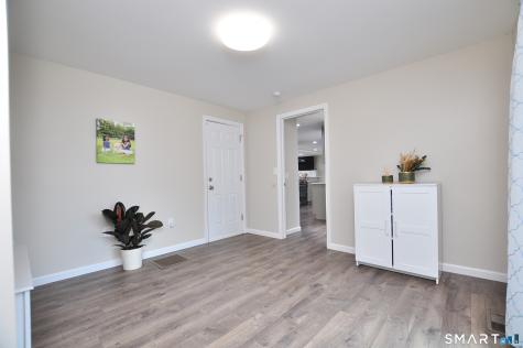 5 Field Drive Ellington CT 06029