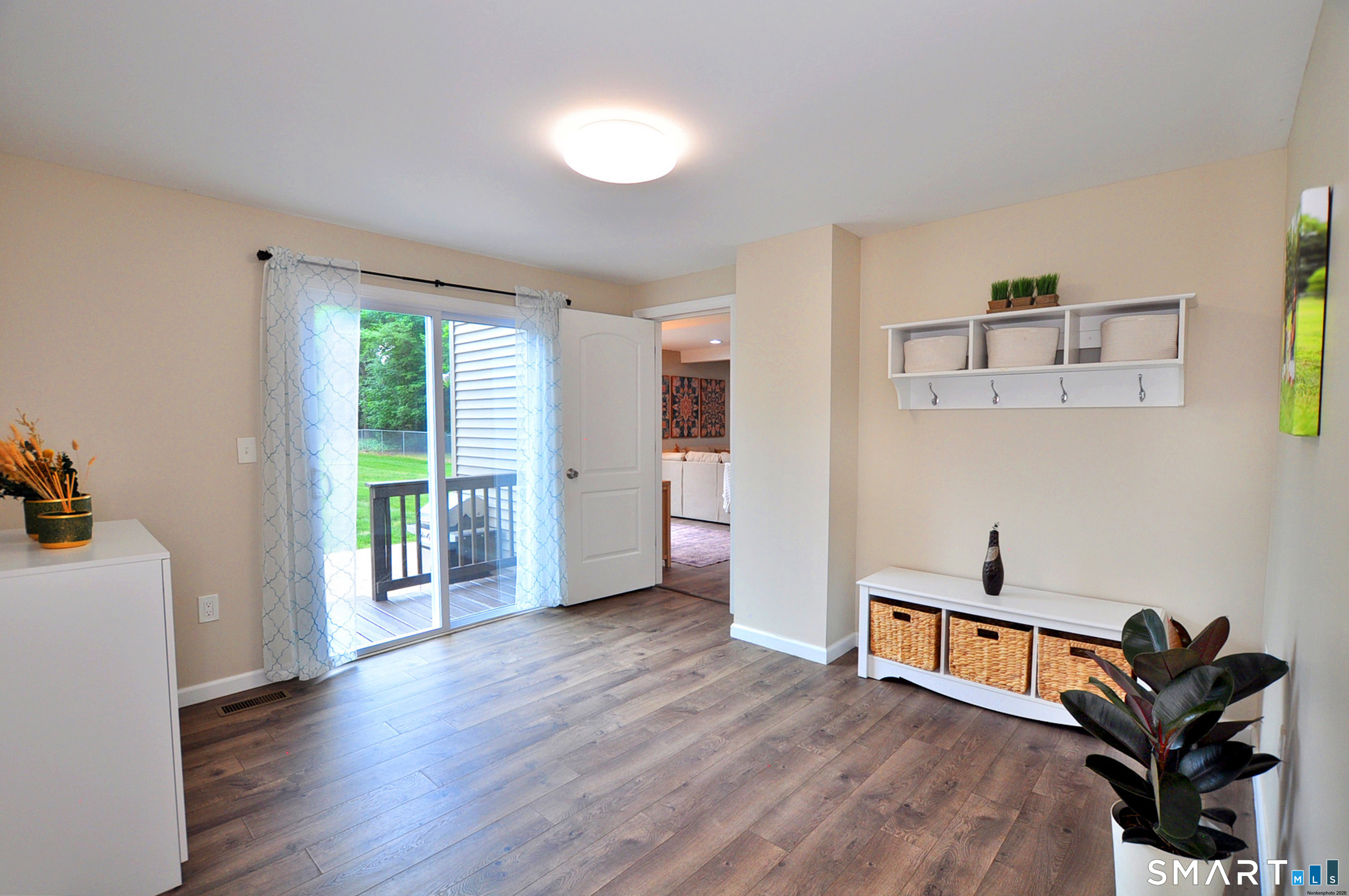 5 Field Drive Ellington CT 06029
