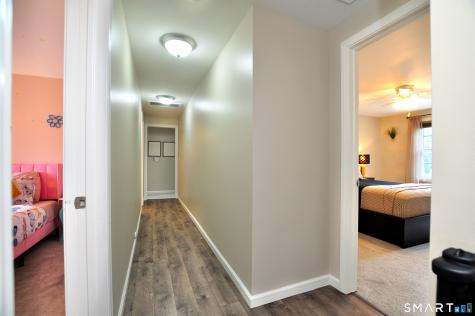 5 Field Drive Ellington CT 06029