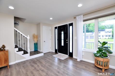 5 Field Drive Ellington CT 06029