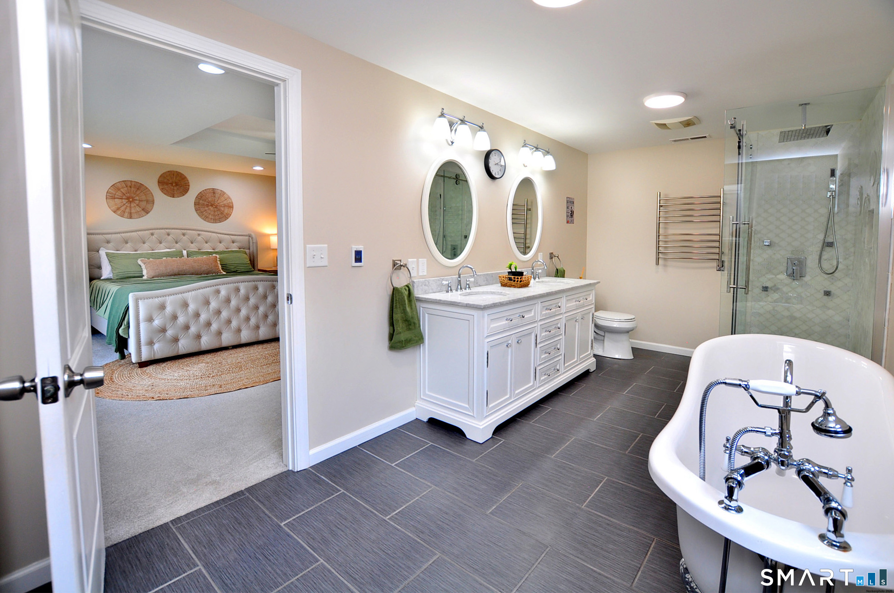5 Field Drive Ellington CT 06029