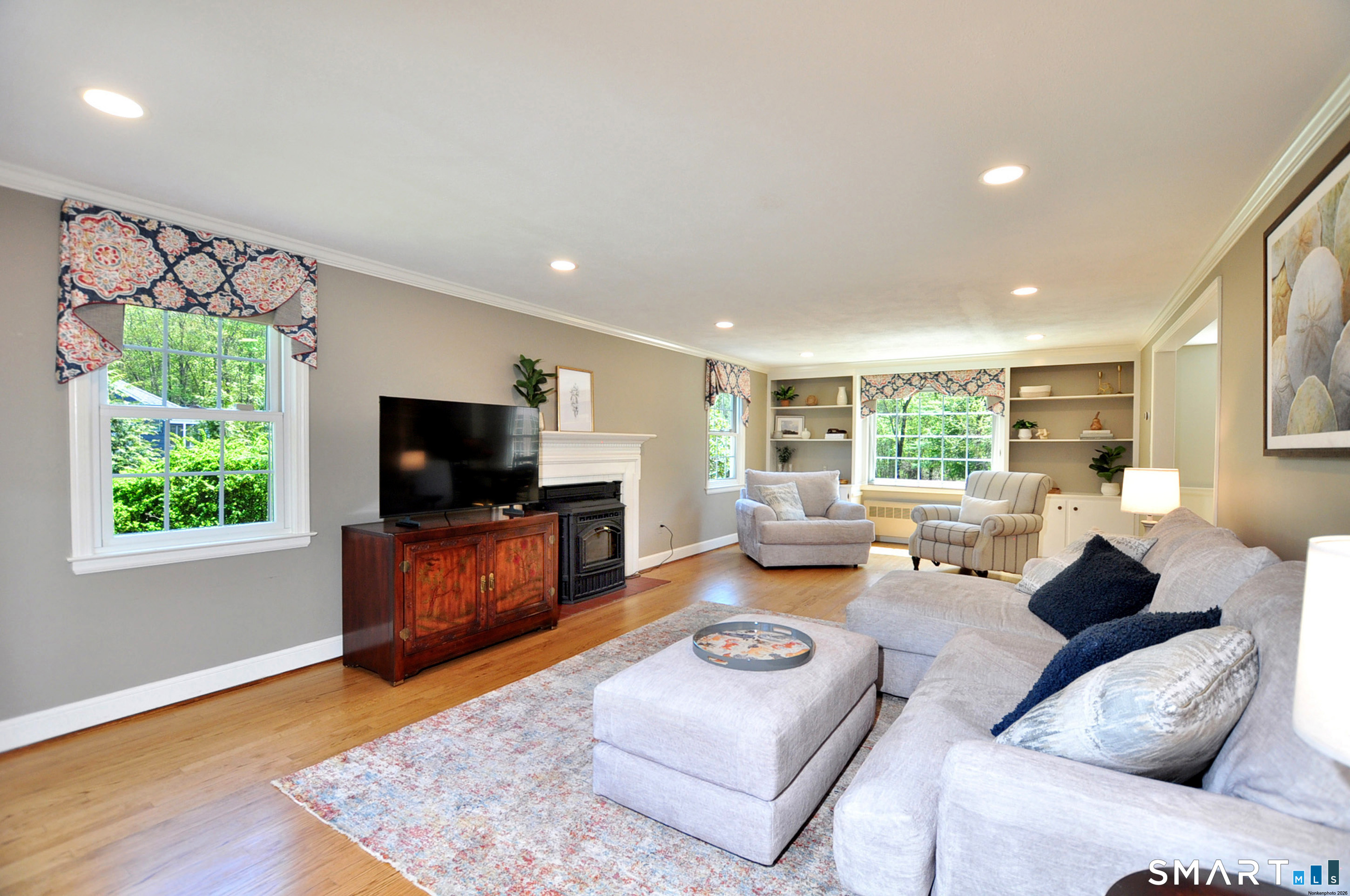 13 Cedar Hill Road Simsbury CT 06092