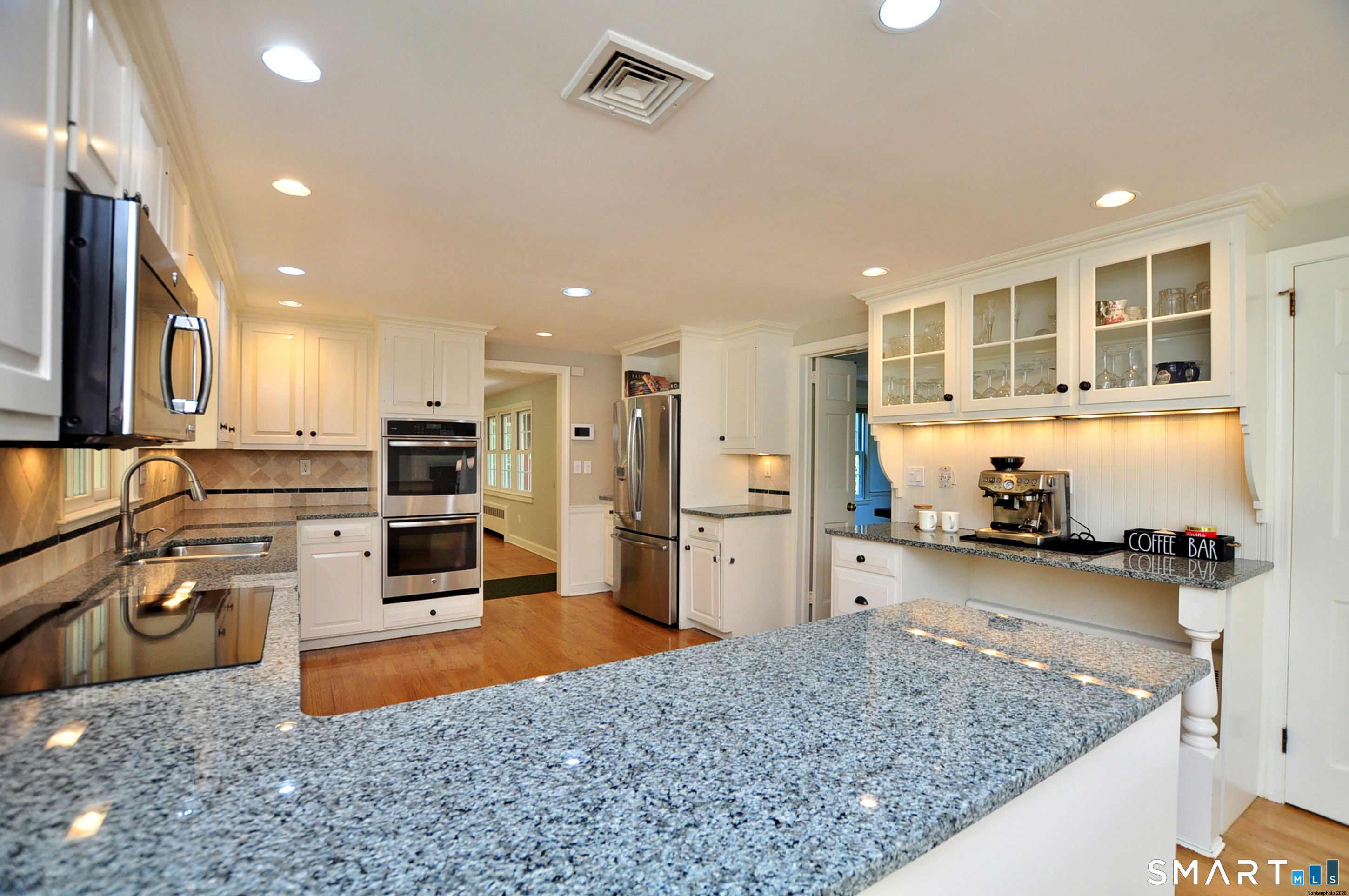 13 Cedar Hill Road Simsbury CT 06092