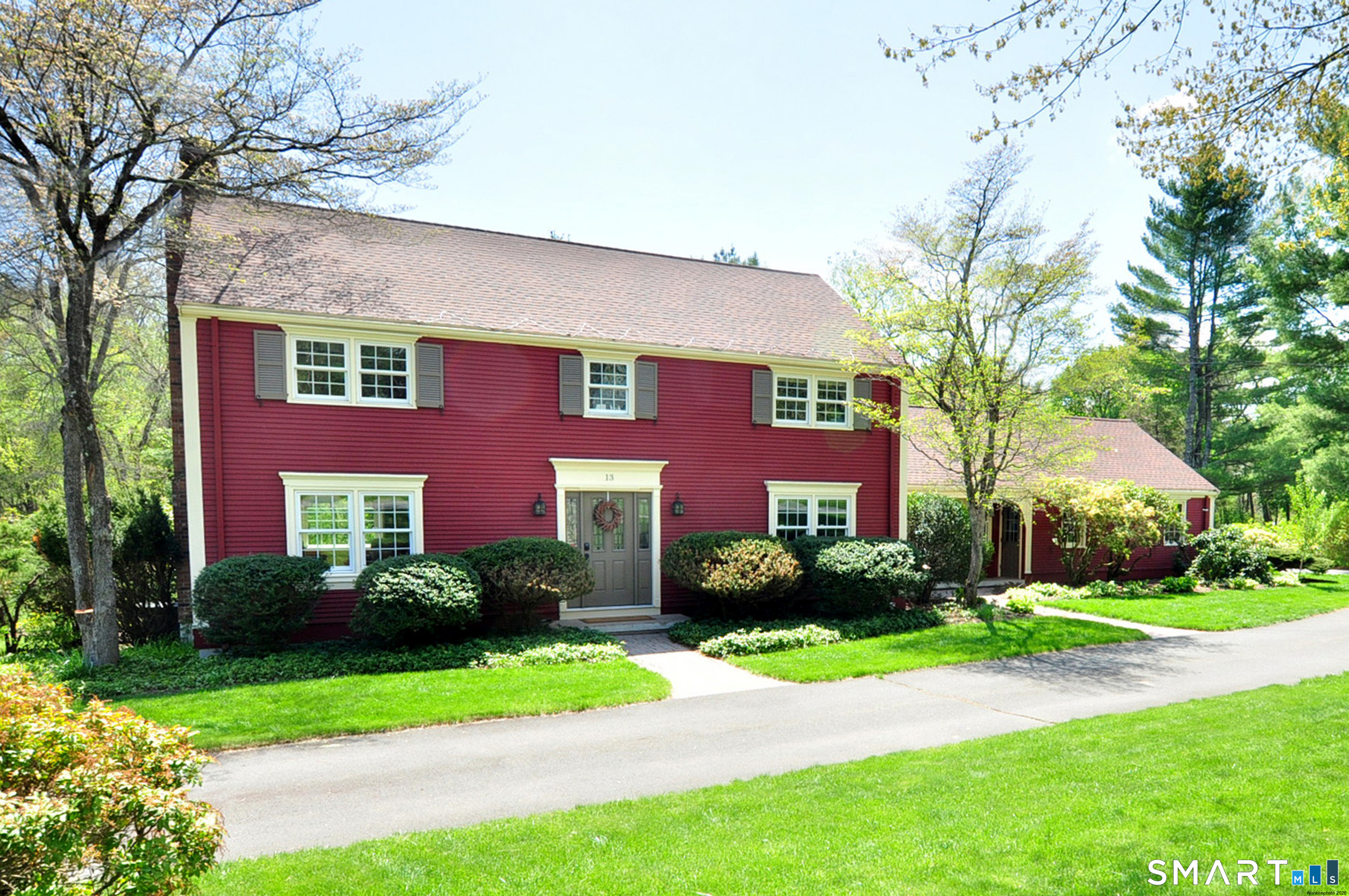 13 Cedar Hill Road Simsbury CT 06092