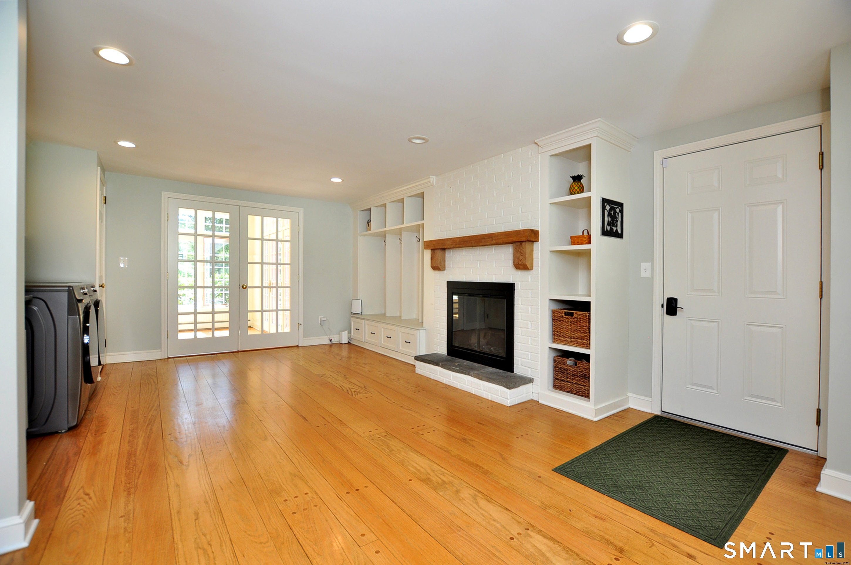 13 Cedar Hill Road Simsbury CT 06092